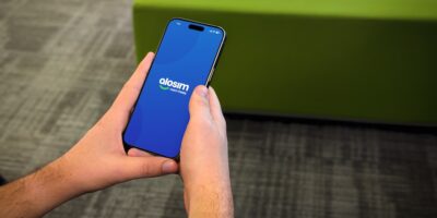 Travel app on smartphone