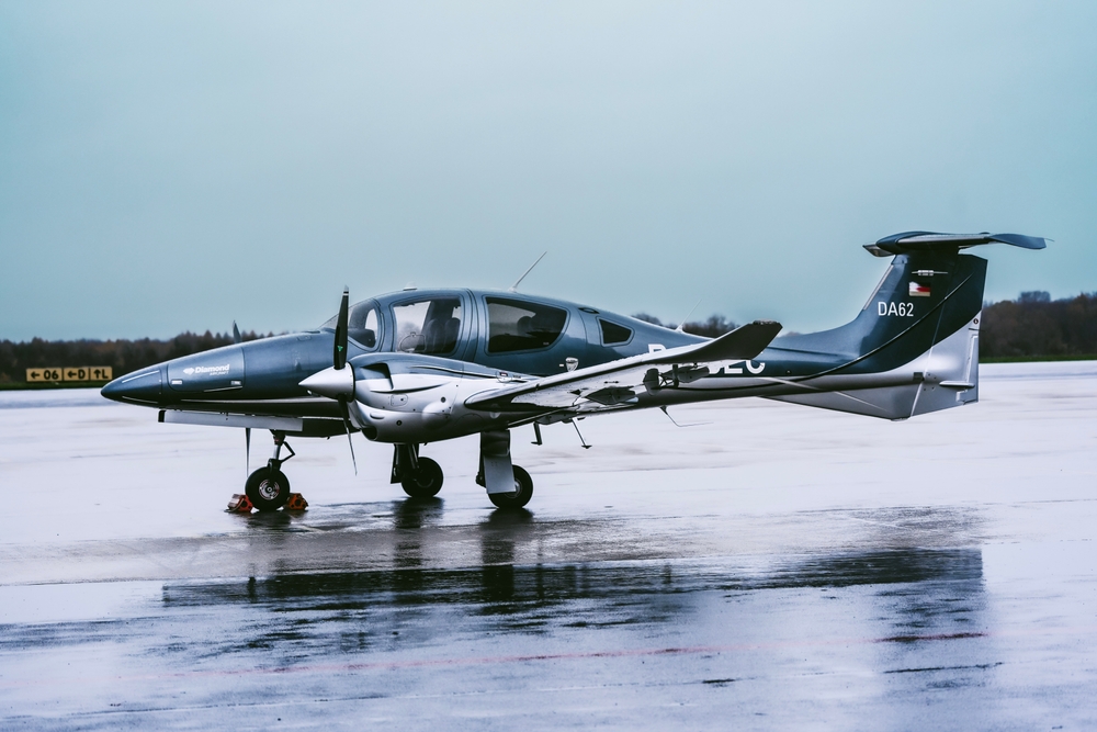 Diamond DA62 twin engine plane