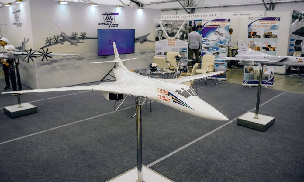 TU-160M: Russia’s Upgraded Nuclear Bomber Returns to Service