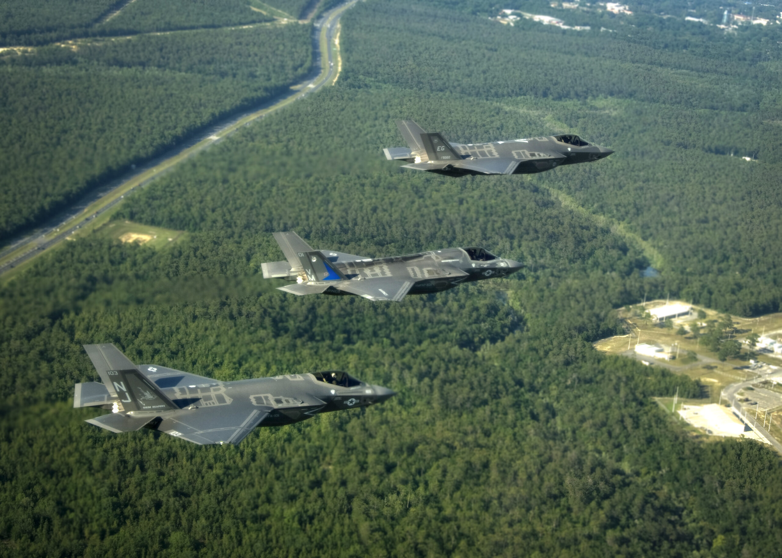F-35 Lightning II fighter jets in formation