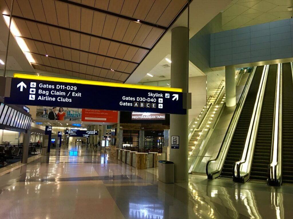 ITM vs KIX Airport: Complete Comparison Guide for Osaka Travelers
