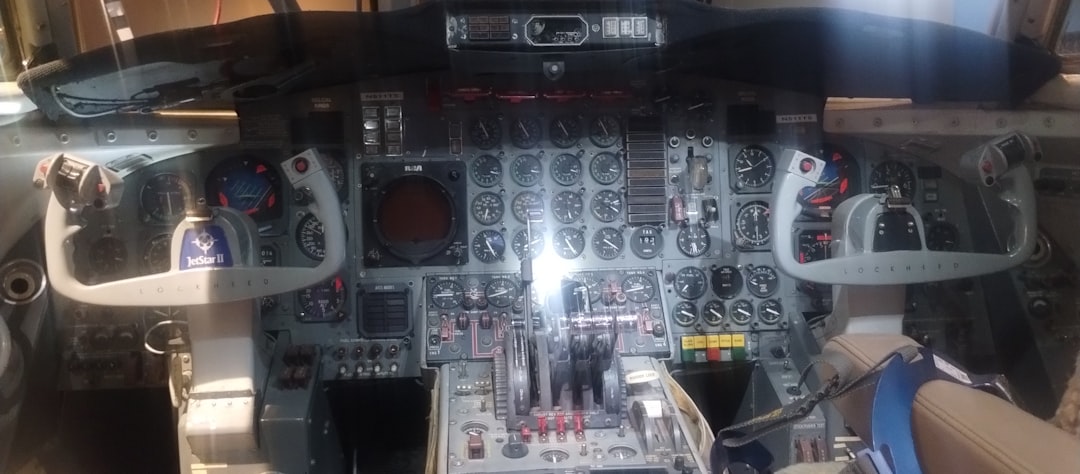 Aircraft cockpit controls
