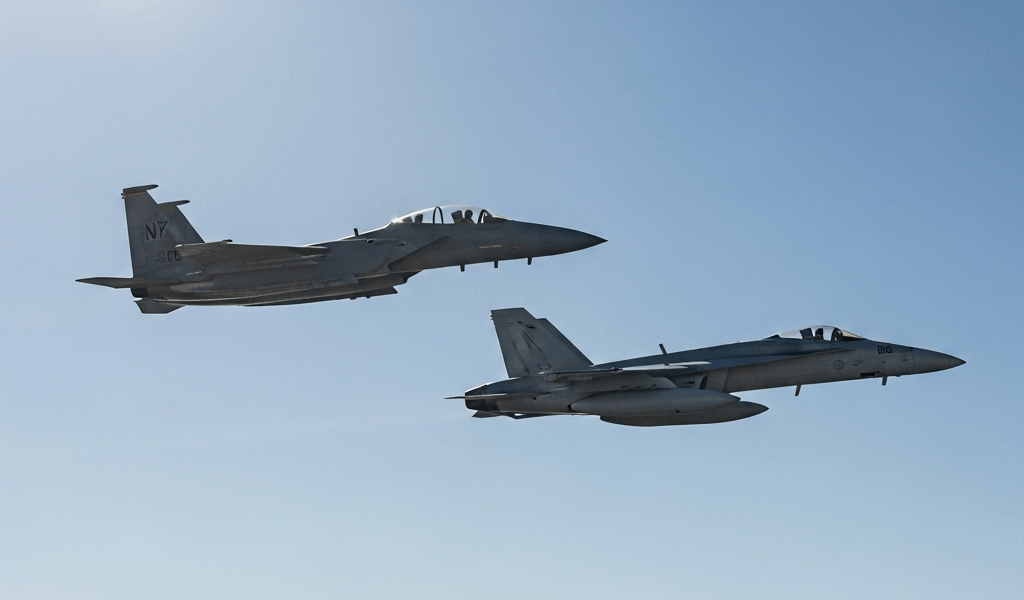 F-15 vs F-18  The Key Differences Between Americas Top Fighters