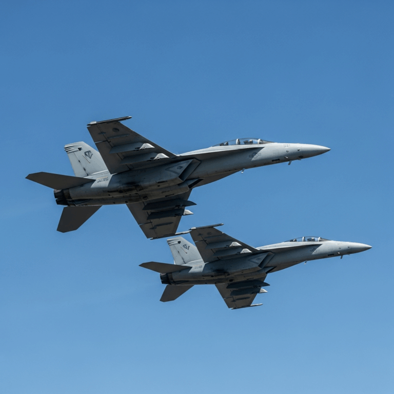 Two EA-18G Growlers Collide Mid-Air at Idaho Air Show All Four Crew Eject Safely